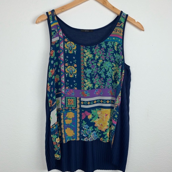 Soprano Sheer top with solid back - Picture 2 of 3